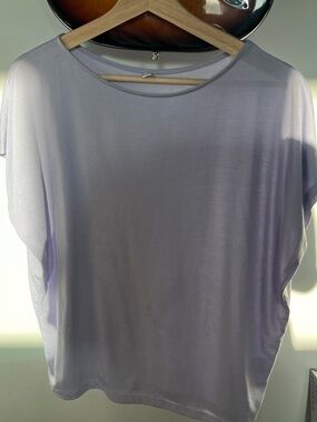 Uniqlo Light Lavender Short Sleeve Tee